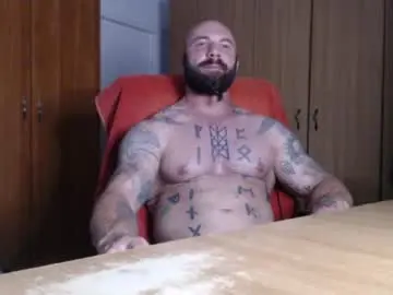 Chaturbate Adult Video Chat of strongivan