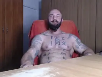 Chaturbate Free Live Porn of strongivan
