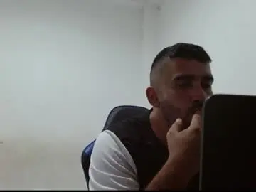 Chaturbate Nude Webcam of big_dad69