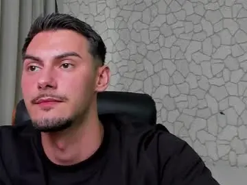 Chaturbate Live Sex of clintmasterss