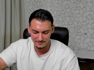 Chaturbate Live Sex Cam of clintmasterss