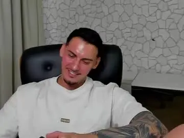 Chaturbate Live Sex of clintmasterss