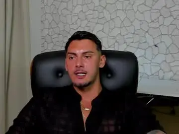 Chaturbate Live Porn of clintmasterss