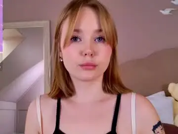Chaturbate Live Sex Cam of elaravance