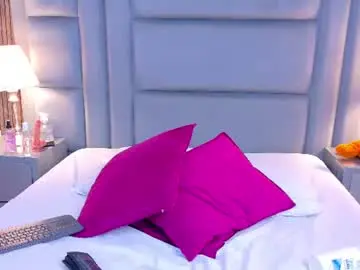 Chaturbate Live Porn of laylaadoll_