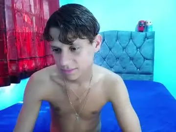 Chaturbate Best live sex cam show of loganevans8