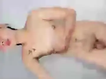 Chaturbate Live Sex Cam of shivani_ooohhlala