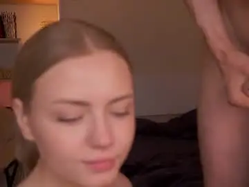 Chaturbate Sex Cam of beatris_mils