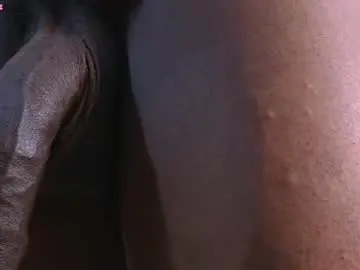 Chaturbate Free Live Porn of charlesbrown_