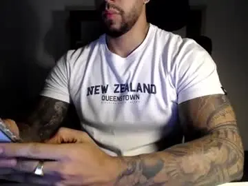 Chaturbate Adult Video Chat of loganhod