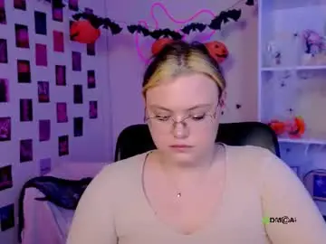Chaturbate Sex Cam of sadie_peach
