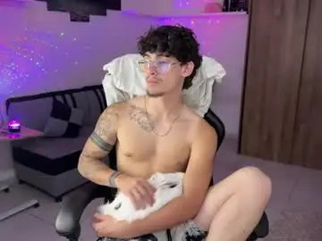Chaturbate Best live sex cam show of kisan_smith