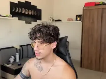Chaturbate Sex Cam of kisan_smith
