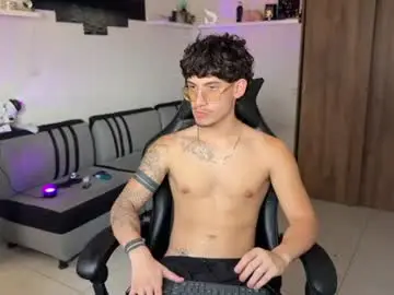 Chaturbate Nude Webcam of kisan_smith