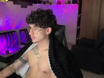 Chaturbate Watch Live Sex Cams of kisan_smith