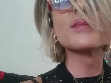 Chaturbate Watch Live Sex Cams of ladyoxana