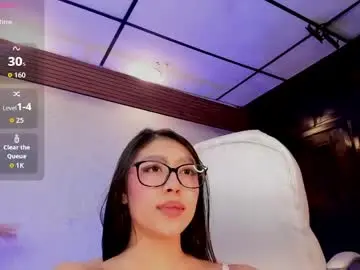 Chaturbate Adult Webcams of sophiajones_1