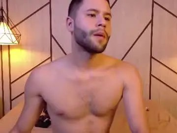 Chaturbate Best live sex cam show of amy_and_andy_