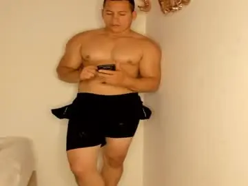 Chaturbate Nude Webcam of big_pecs_1