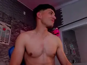 Chaturbate Live Sex Cam of ianrice_