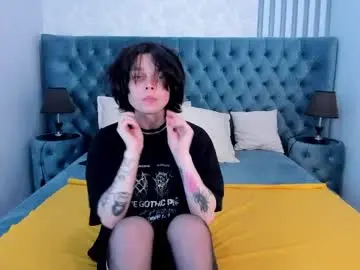 Chaturbate Live Sex Cam of mattybevs