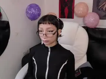 Chaturbate Watch Live Sex Cams of mia_bloom2