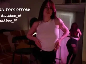 Chaturbate Free Porn Cam of _blackbee_