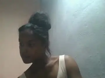 Chaturbate Watch Live Sex Cams of elodie228680