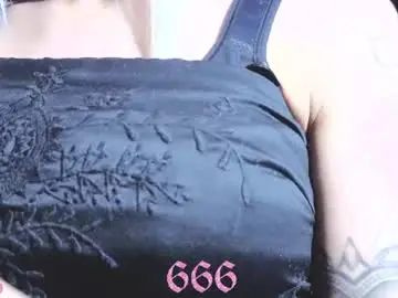 Chaturbate Free Porn Cam of gothicute