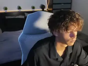 Chaturbate Watch Live Sex Cams of kevin_do0