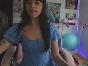 Chaturbate Adult Video Chat of makiyahbelle2