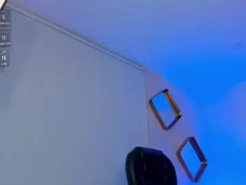 Chaturbate Live Sex Cam of roxannehill_