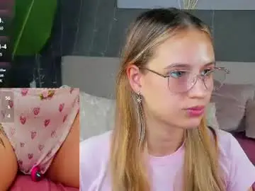 Chaturbate Free Porn Cam of shei1a_shy