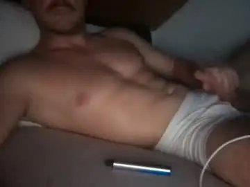 Chaturbate Nude Webcam of thierrinho8148