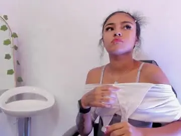 Chaturbate Best live sex cam show of alaia2_