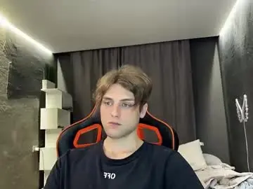 Chaturbate Nude Webcam of devilnut1