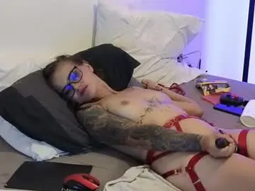 Chaturbate Private Sex Chat of ellysunset90