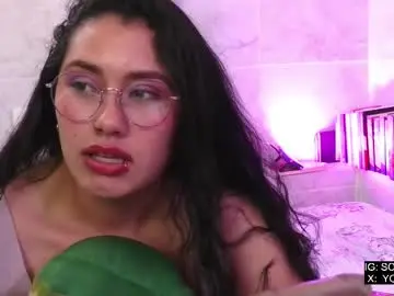Chaturbate Watch Live Sex Cams of lauraruiz1