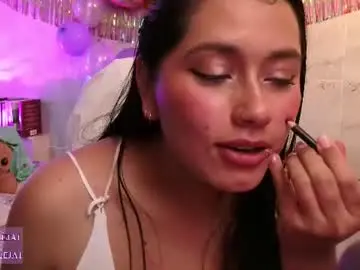 Chaturbate Free Live Porn of lauraruiz1
