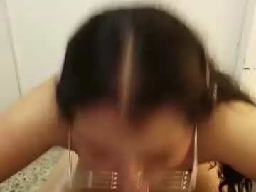 Chaturbate Live Sex Cam of lauraruiz1