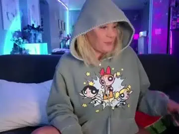 Chaturbate Live Sex Cam of lexi_shocker