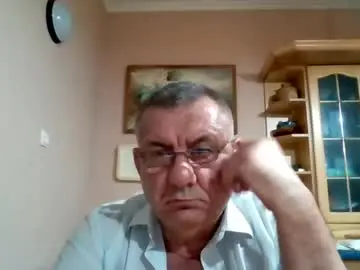 Chaturbate Watch Live Sex Cams of machomale3
