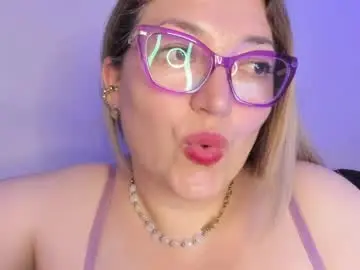Chaturbate Live Sex Cam of naty__mature_