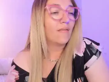 Chaturbate Nude Webcam of naty__mature_