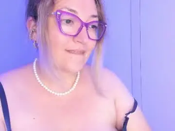 Chaturbate Sex Chat of naty__mature_