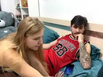 Chaturbate Live Porn of shadow_lovers_