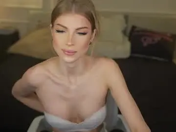 Chaturbate Nude Webcam of bright_diamonds_054