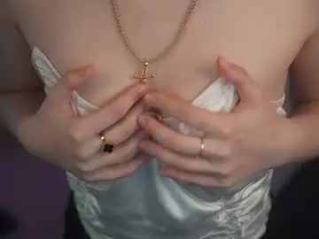 Chaturbate Live Sex Cam of bright_diamonds_054