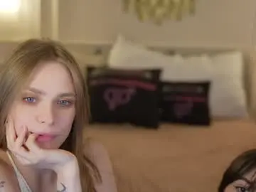 Chaturbate Adult Webcam of bright_diamonds_054