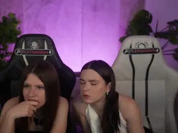Chaturbate Live Sex Cam of bright_diamonds_054
